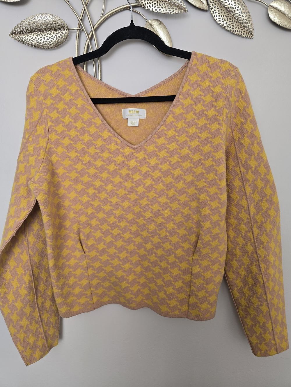 MAEVE Anthropologie Cream and Yellow Houndstooth V-Neck Sweater Size M Y2K